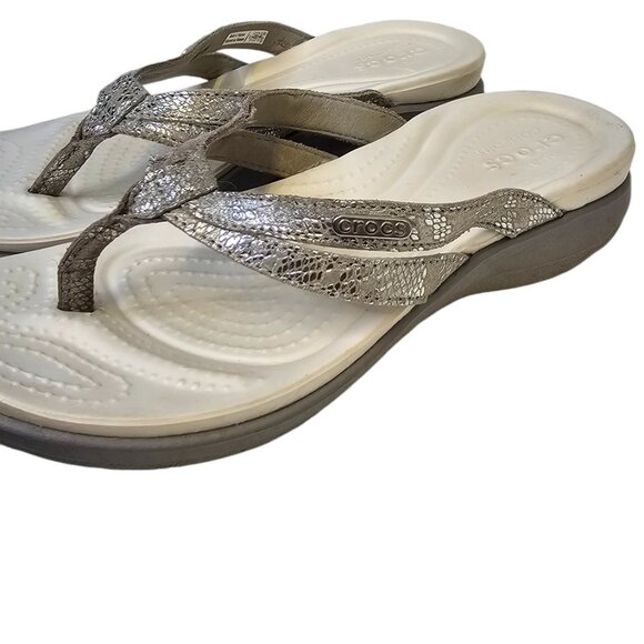 CROCS Womens Capri Flip Flop Size 7 Silver Thong Slip On Comfort - Picture 3 of 9